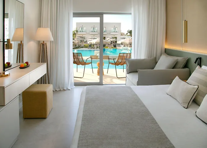 Atlantica Aqua Blue 4* Protaras