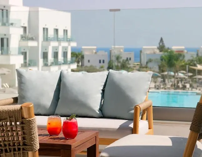 Atlantica Aqua Blue Hotell Protaras