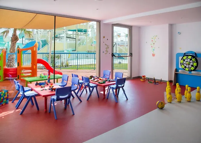 Hotel Atlantica Aqua Blue Protaras